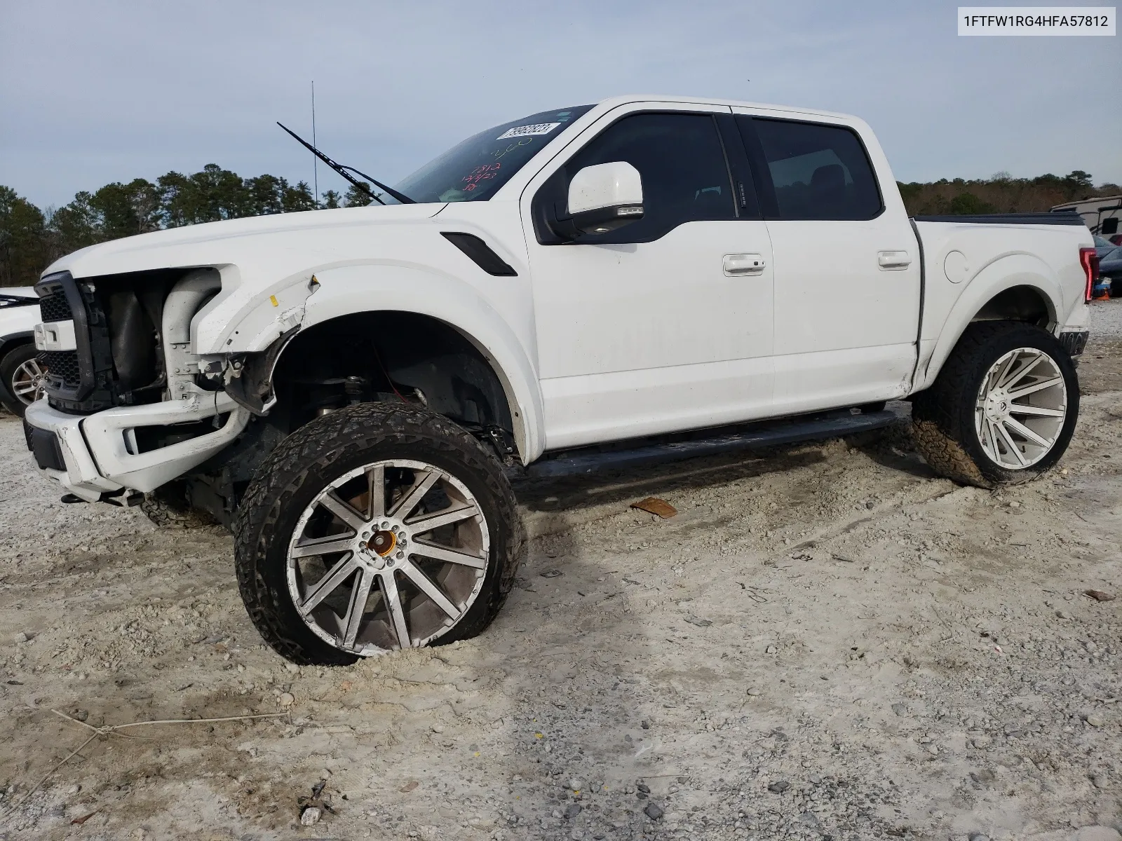 2017 Ford F150 Raptor VIN: 1FTFW1RG4HFA57812 Lot: 40730428