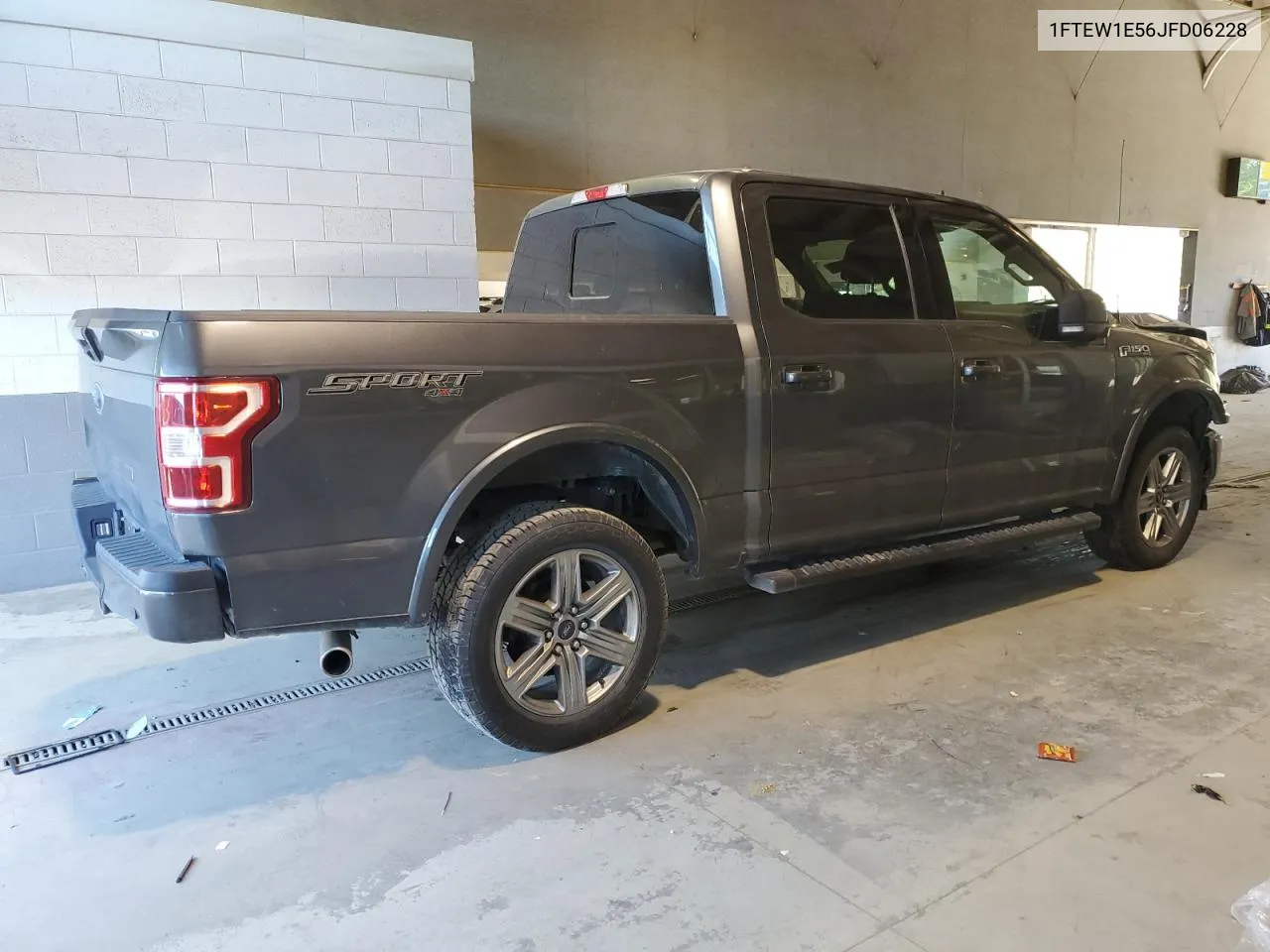 1FTEW1E56JFD06228 2018 Ford F150 Supercrew