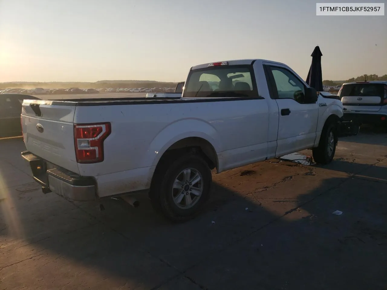 1FTMF1CB5JKF52957 2018 Ford F150