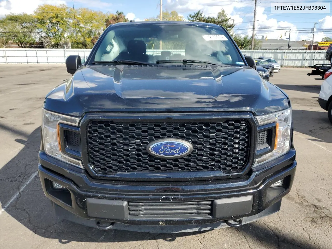 2018 Ford F150 Supercrew VIN: 1FTEW1E52JFB98304 Lot: 72153004