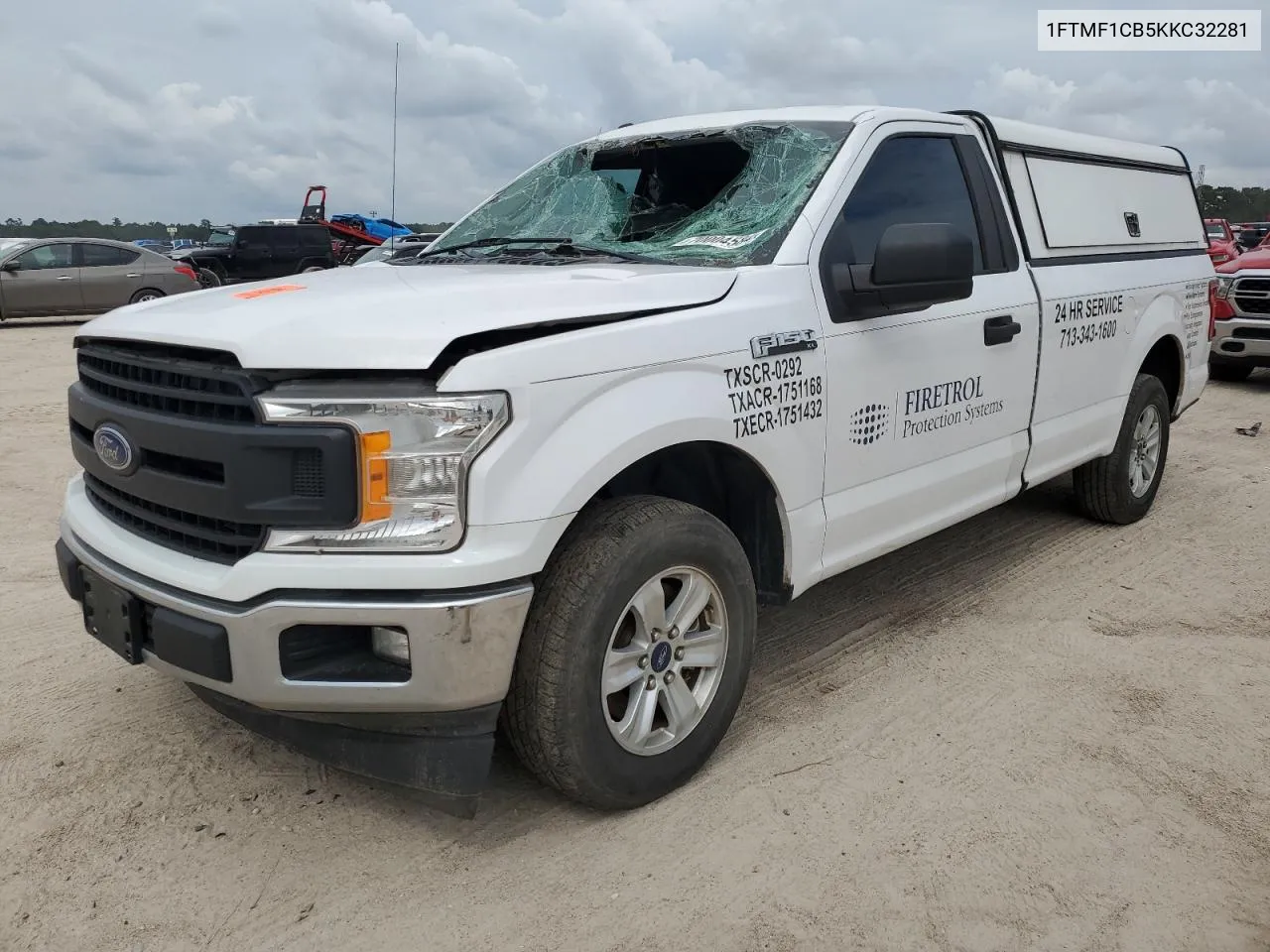 1FTMF1CB5KKC32281 2019 Ford F150