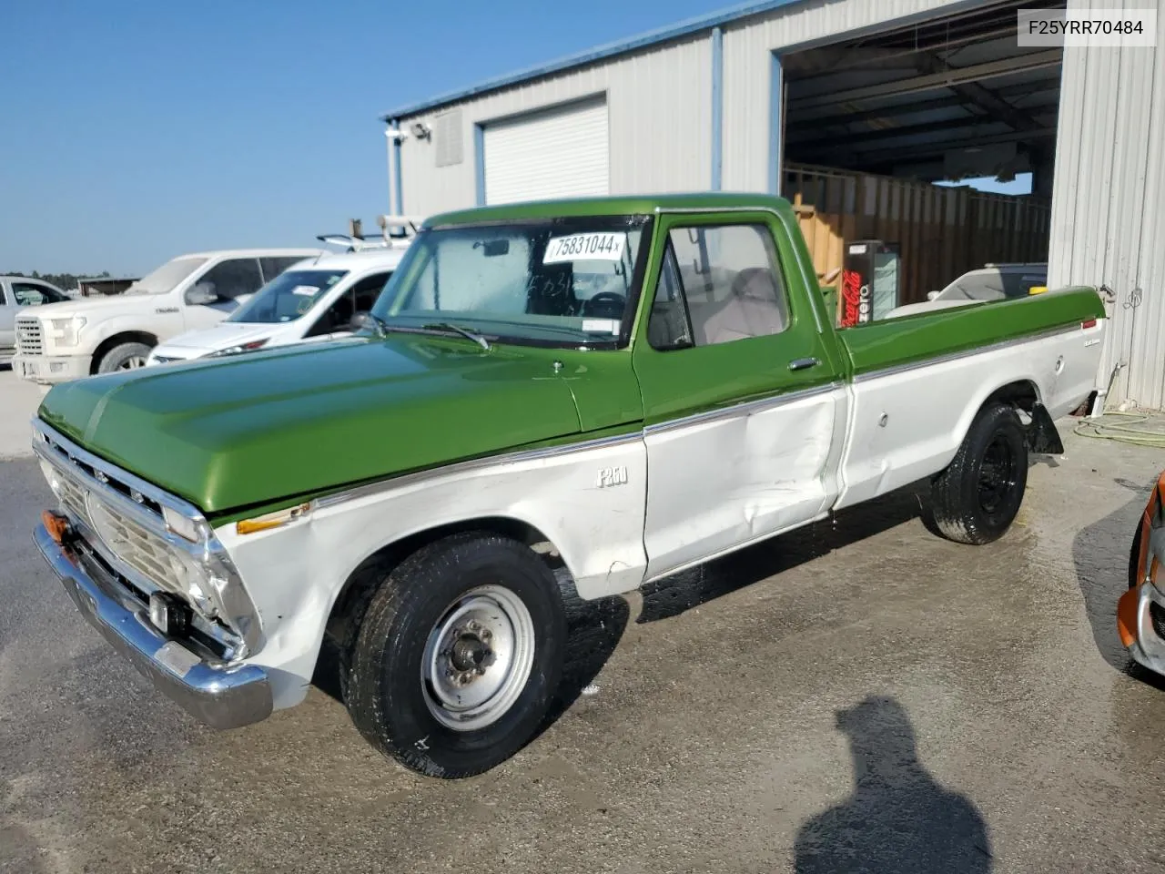 1973 Ford F250 VIN: F25YRR70484 Lot: 75831044