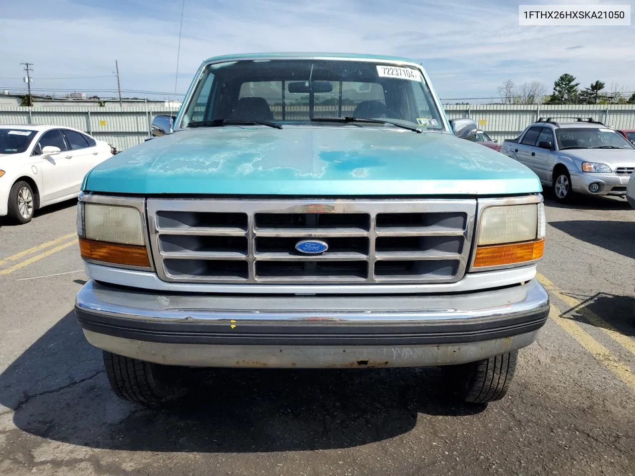 1995 Ford F250 VIN: 1FTHX26HXSKA21050 Lot: 72237104