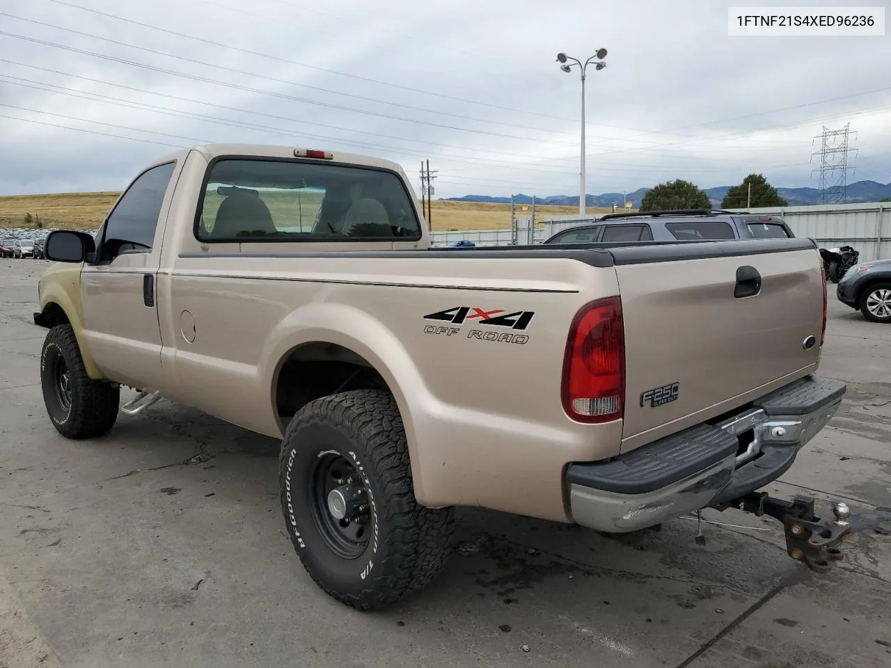 1999 Ford F250 Super Duty VIN: 1FTNF21S4XED96236 Lot: 71808454