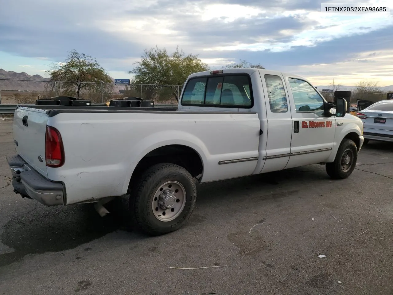 1999 Ford F250 Super Duty VIN: 1FTNX20S2XEA98685 Lot: 79269014