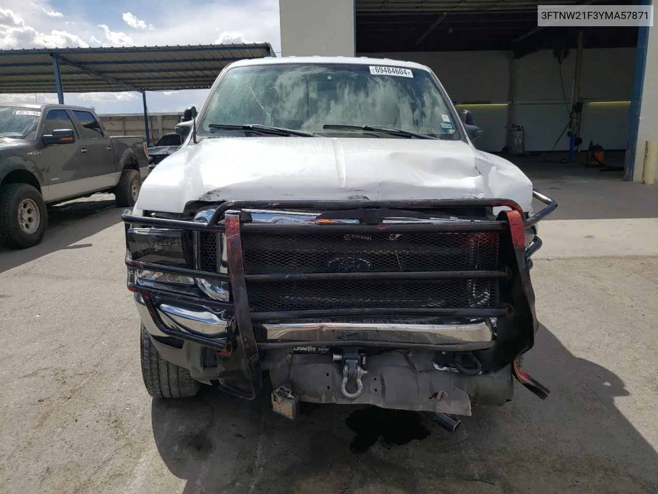 2000 Ford F250 Super Duty VIN: 3FTNW21F3YMA57871 Lot: 69484604