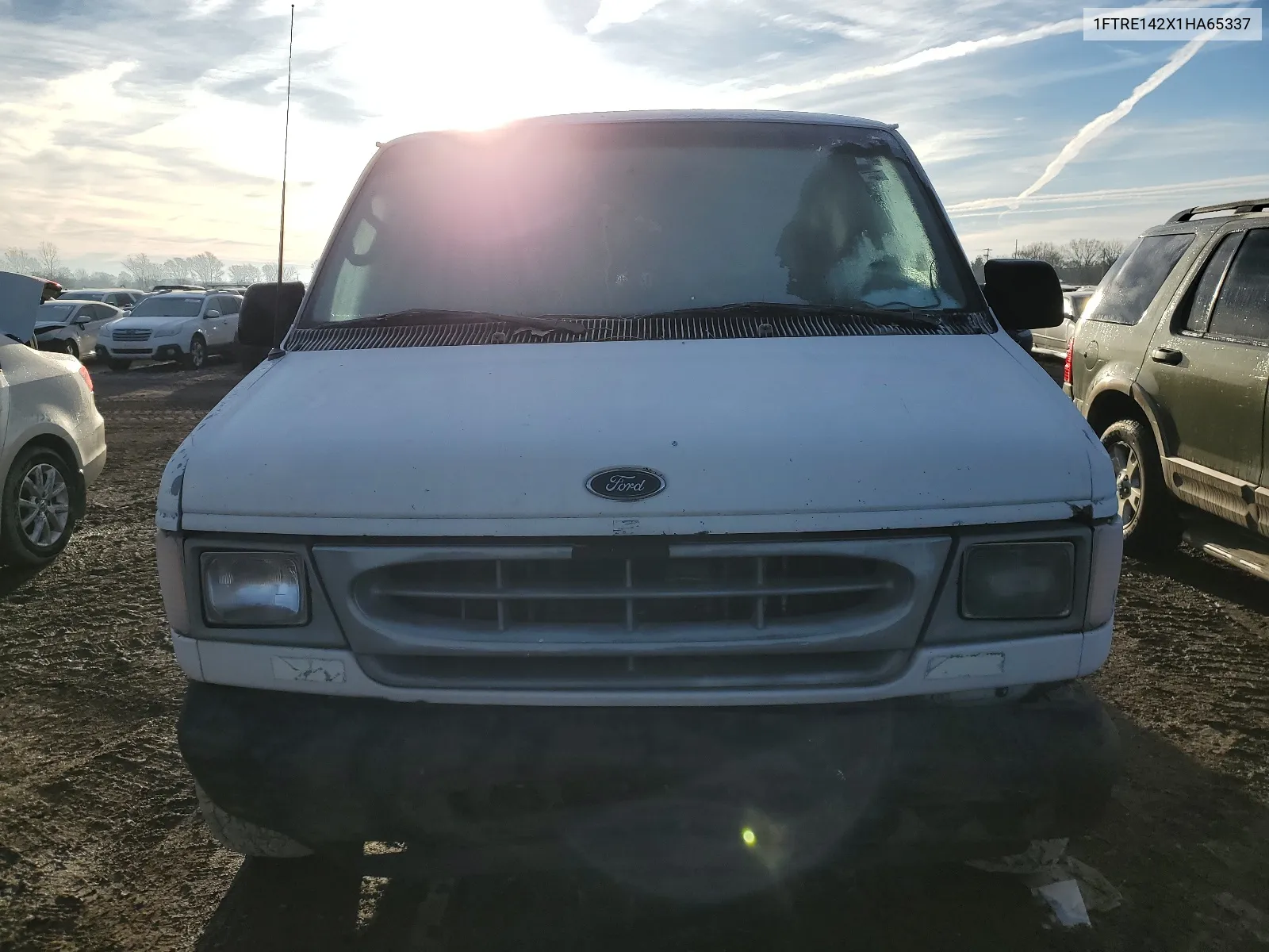 2001 Ford Econoline E150 Van VIN: 1FTRE142X1HA65337 Lot: 64150804