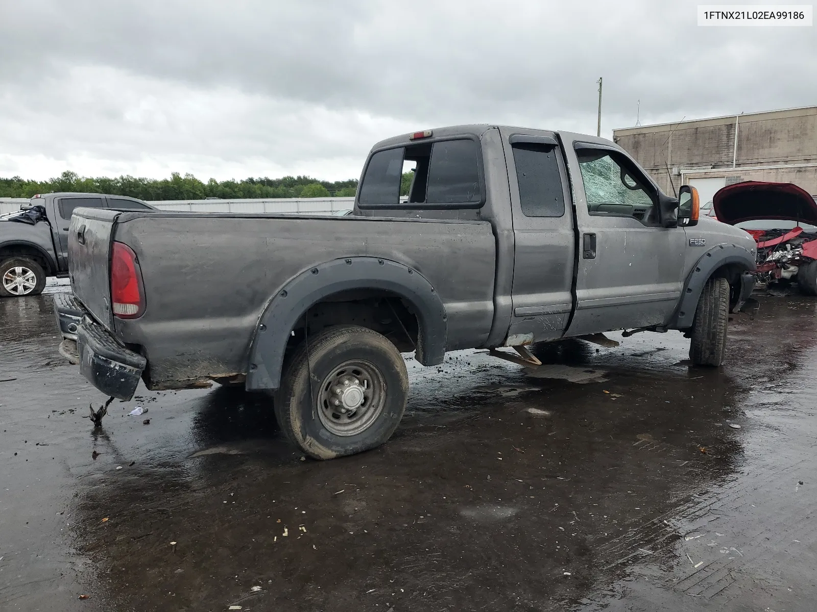 2002 Ford F250 Super Duty VIN: 1FTNX21L02EA99186 Lot: 66812094