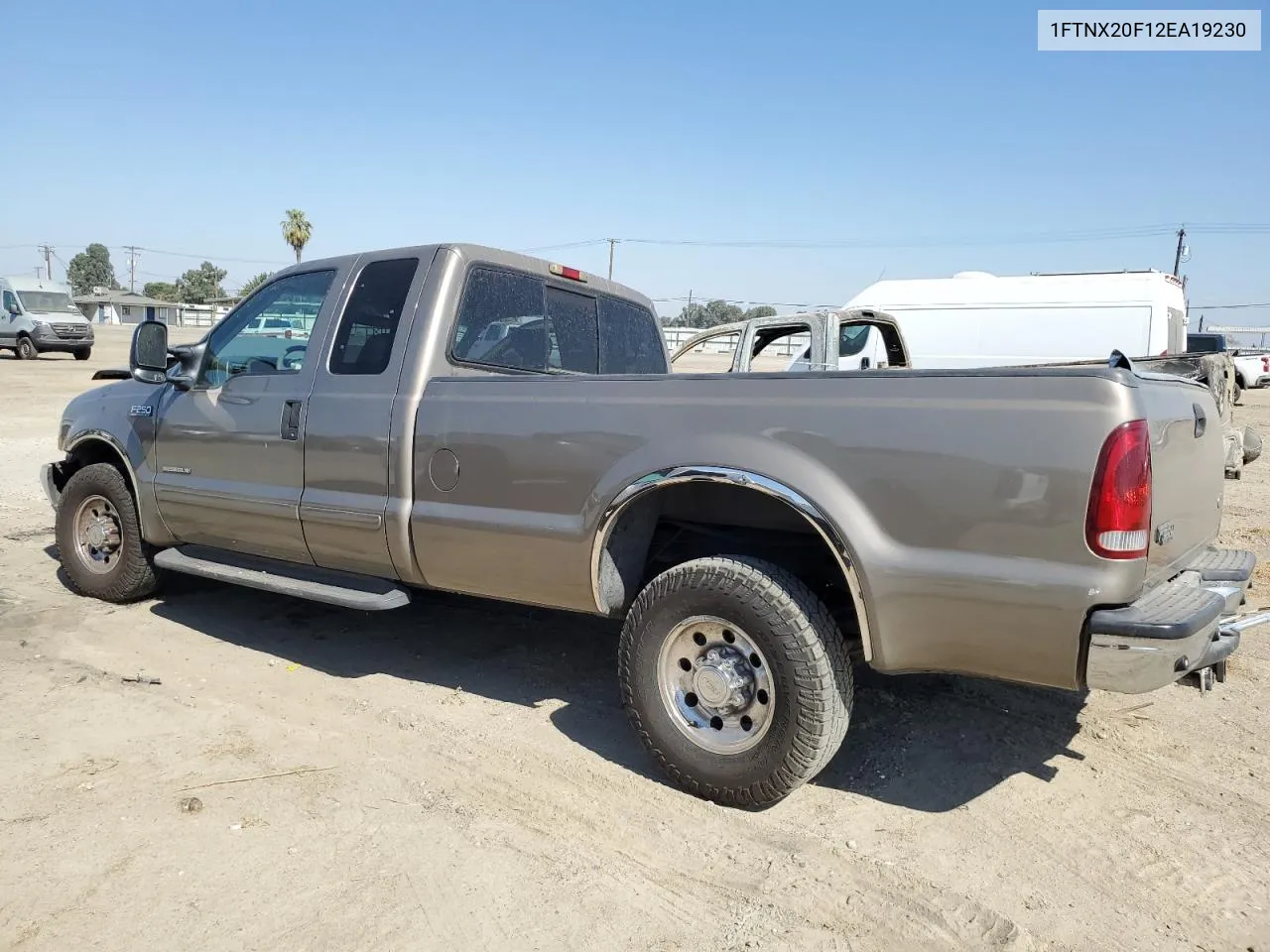 2002 Ford F250 Super Duty VIN: 1FTNX20F12EA19230 Lot: 74044634