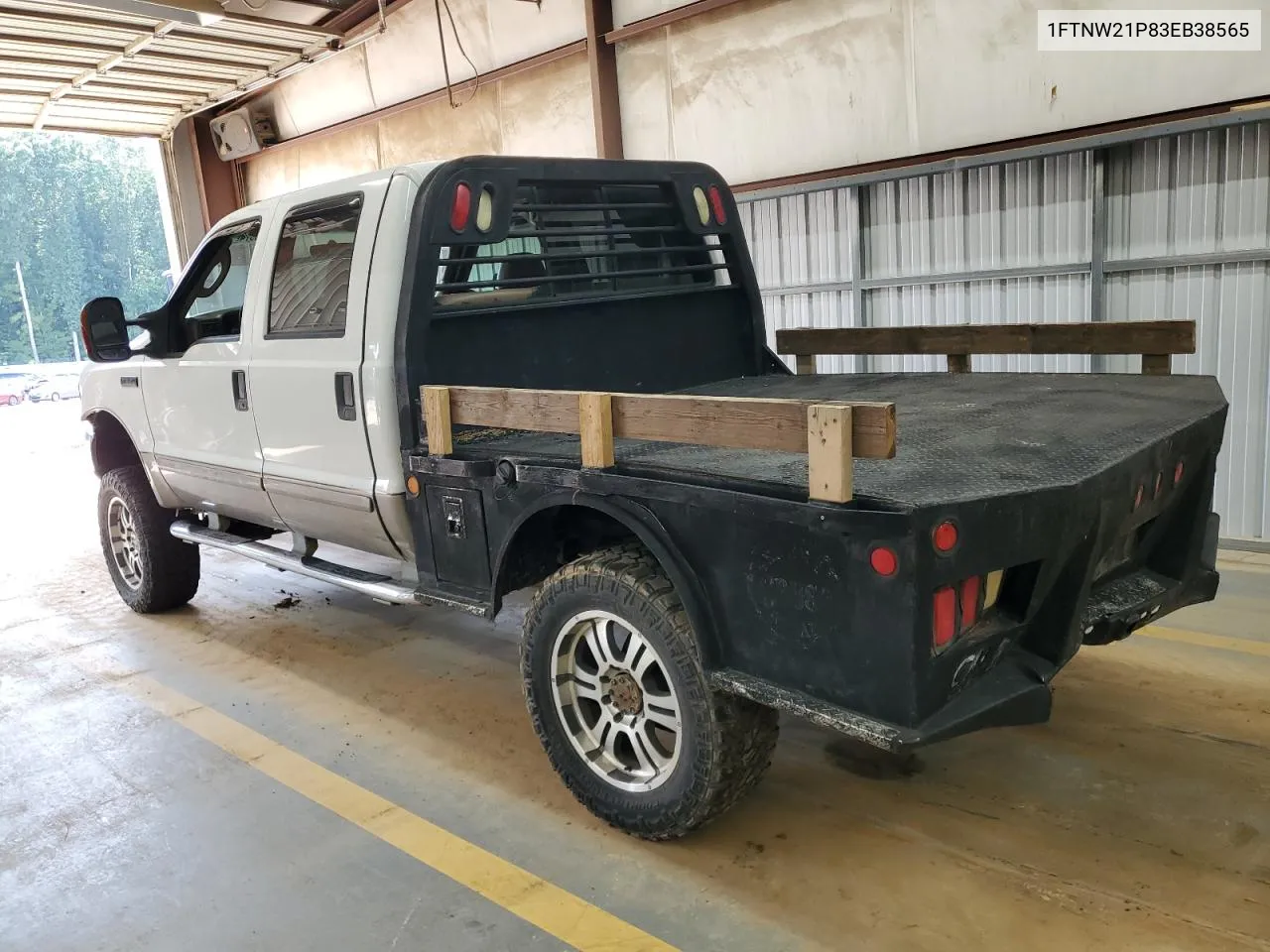 2003 Ford F250 Super Duty VIN: 1FTNW21P83EB38565 Lot: 66880974