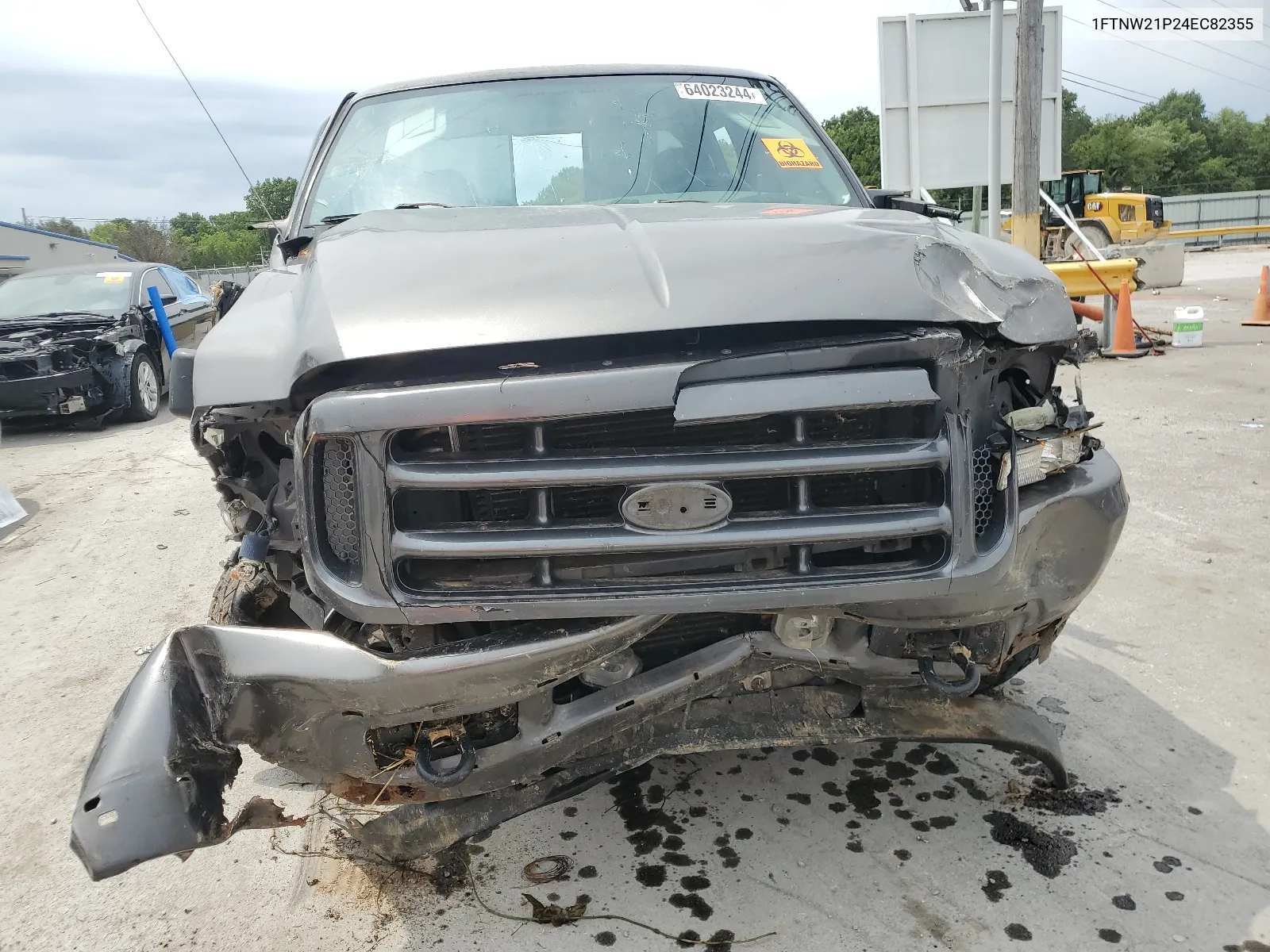 2004 Ford F250 Super Duty VIN: 1FTNW21P24EC82355 Lot: 64023244