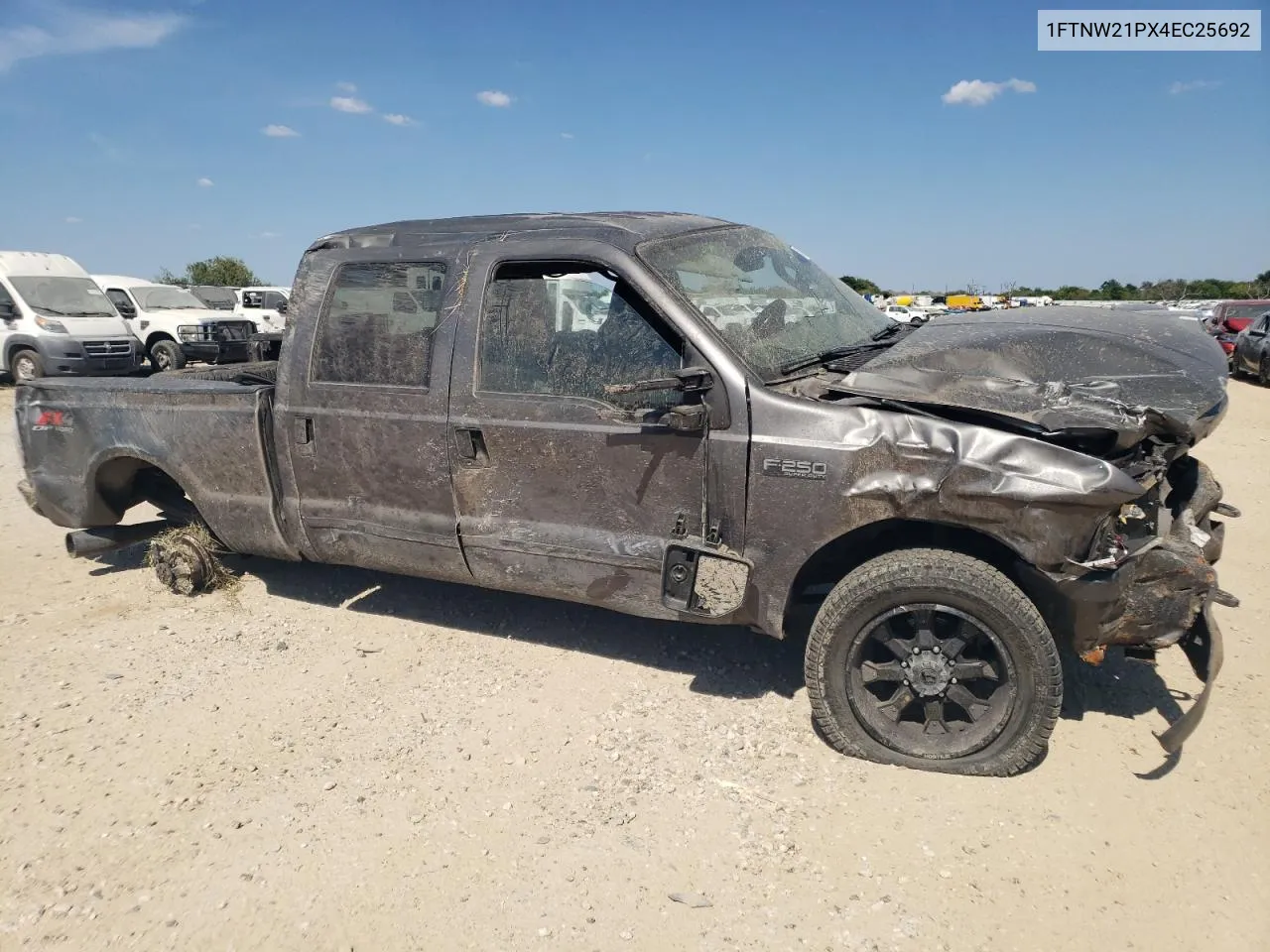 2004 Ford F250 Super Duty VIN: 1FTNW21PX4EC25692 Lot: 68113814