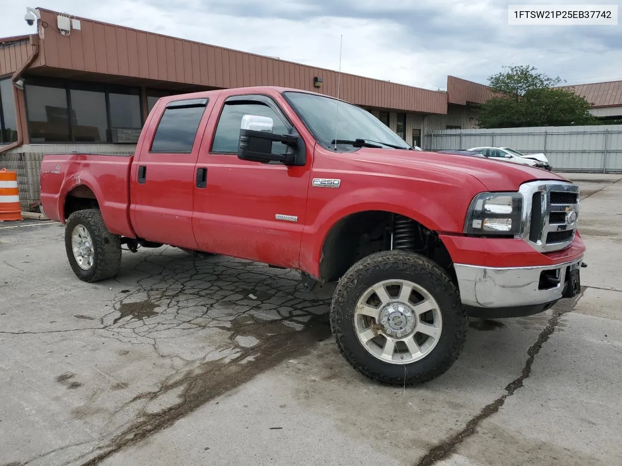 2005 Ford F250 Super Duty VIN: 1FTSW21P25EB37742 Lot: 57307594