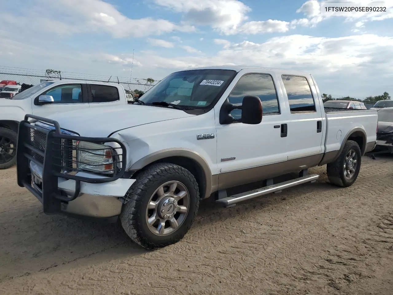 2005 Ford F250 Super Duty VIN: 1FTSW20P05EB90232 Lot: 70443234