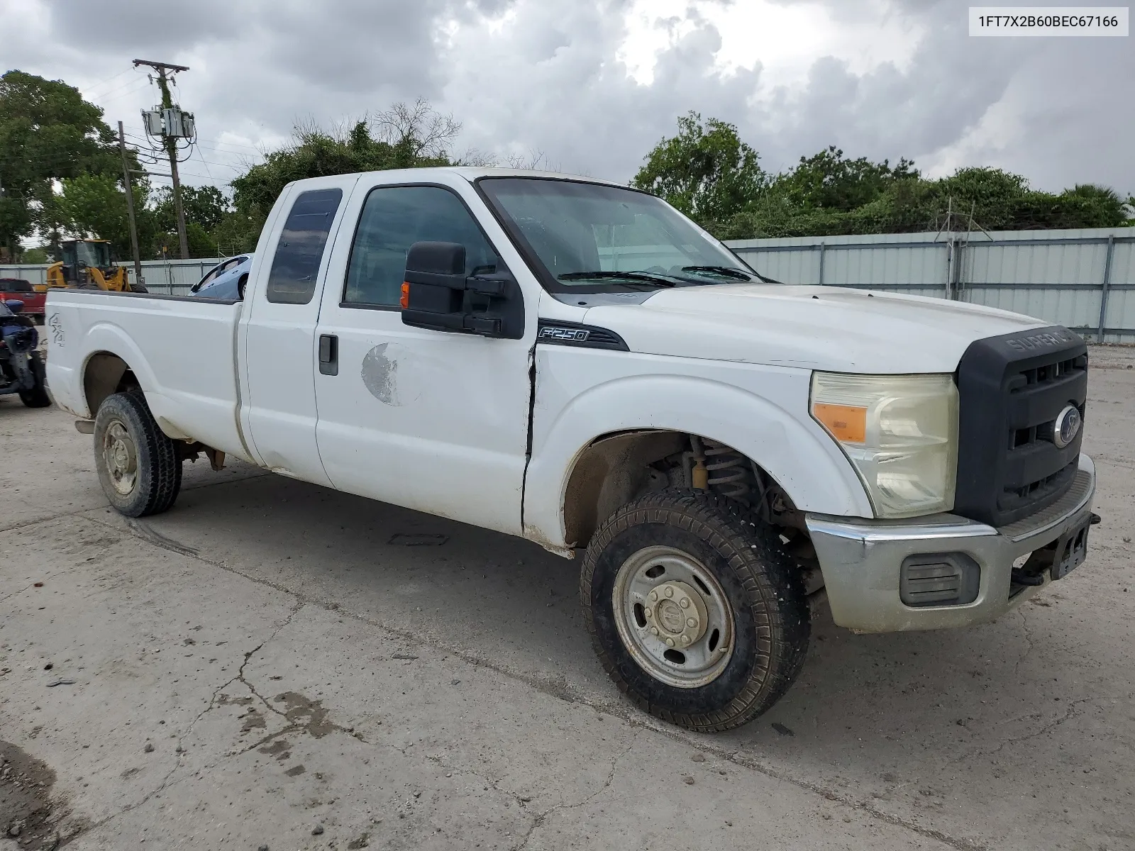 2011 Ford F250 Super Duty VIN: 1FT7X2B60BEC67166 Lot: 64478344