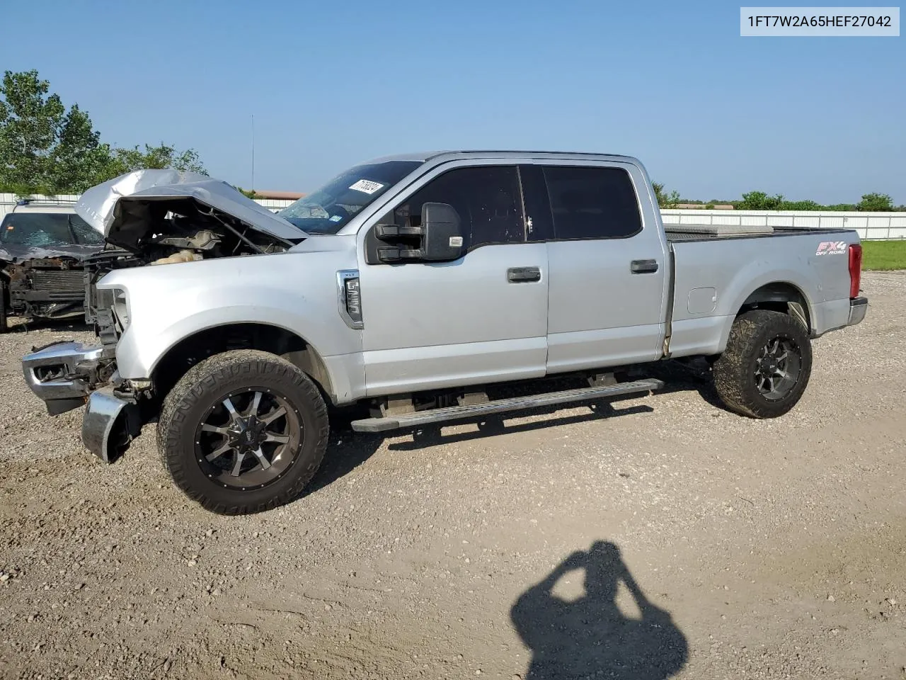 2017 Ford F250 Super Duty VIN: 1FT7W2A65HEF27042 Lot: 71758324