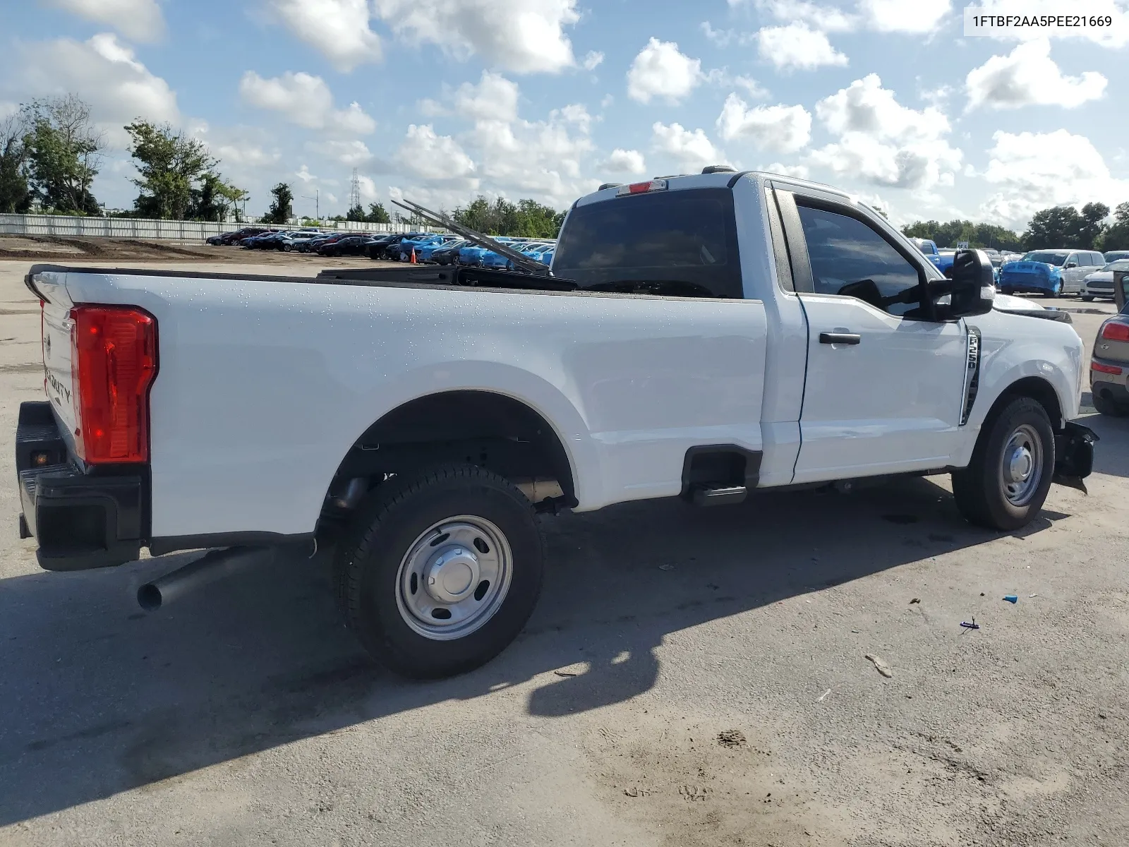 1FTBF2AA5PEE21669 2023 Ford F250 Super Duty