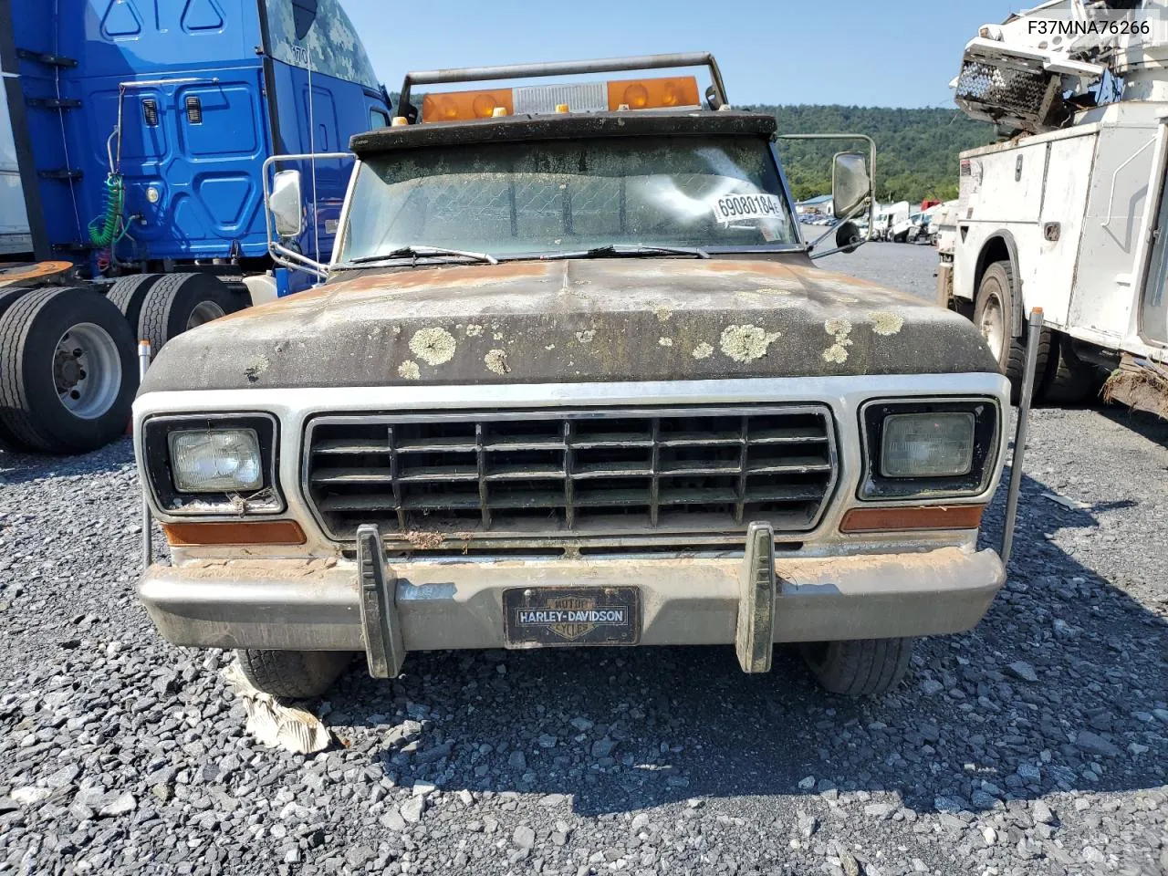 F37MNA76266 1976 Ford F350