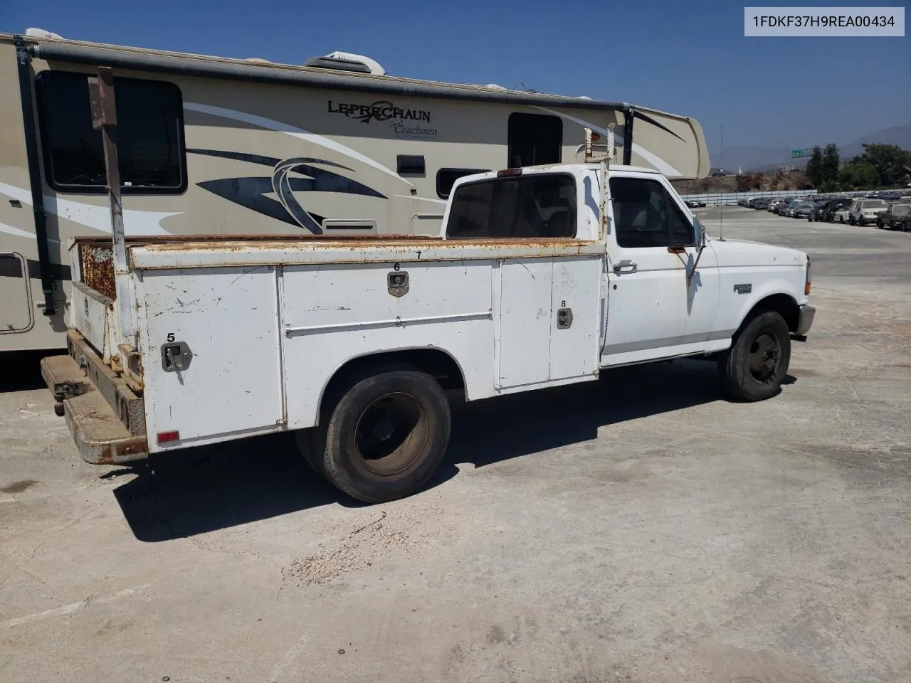 1994 Ford F350 VIN: 1FDKF37H9REA00434 Lot: 69647074