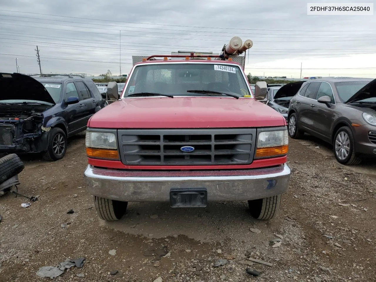 1995 Ford F350 VIN: 2FDHF37H6SCA25040 Lot: 74340124