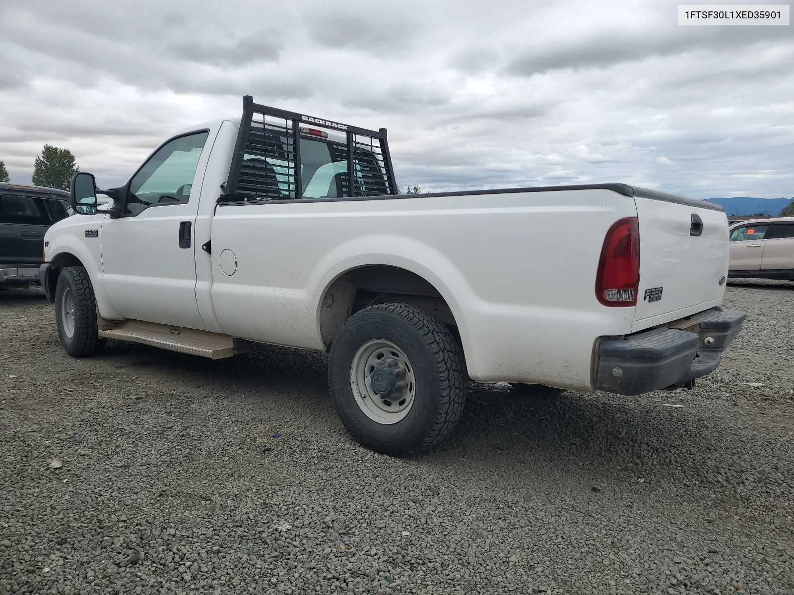 1999 Ford F350 Srw Super Duty VIN: 1FTSF30L1XED35901 Lot: 63499344