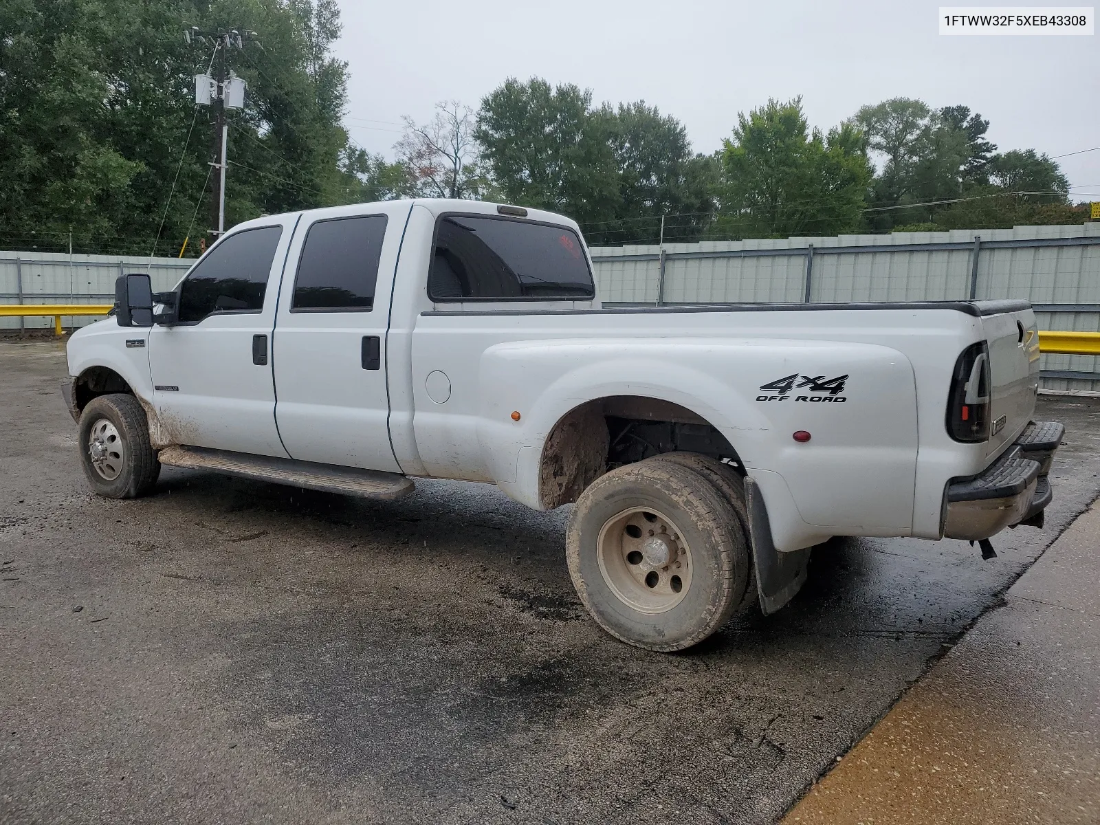 1999 Ford F350 Super Duty VIN: 1FTWW32F5XEB43308 Lot: 63519394