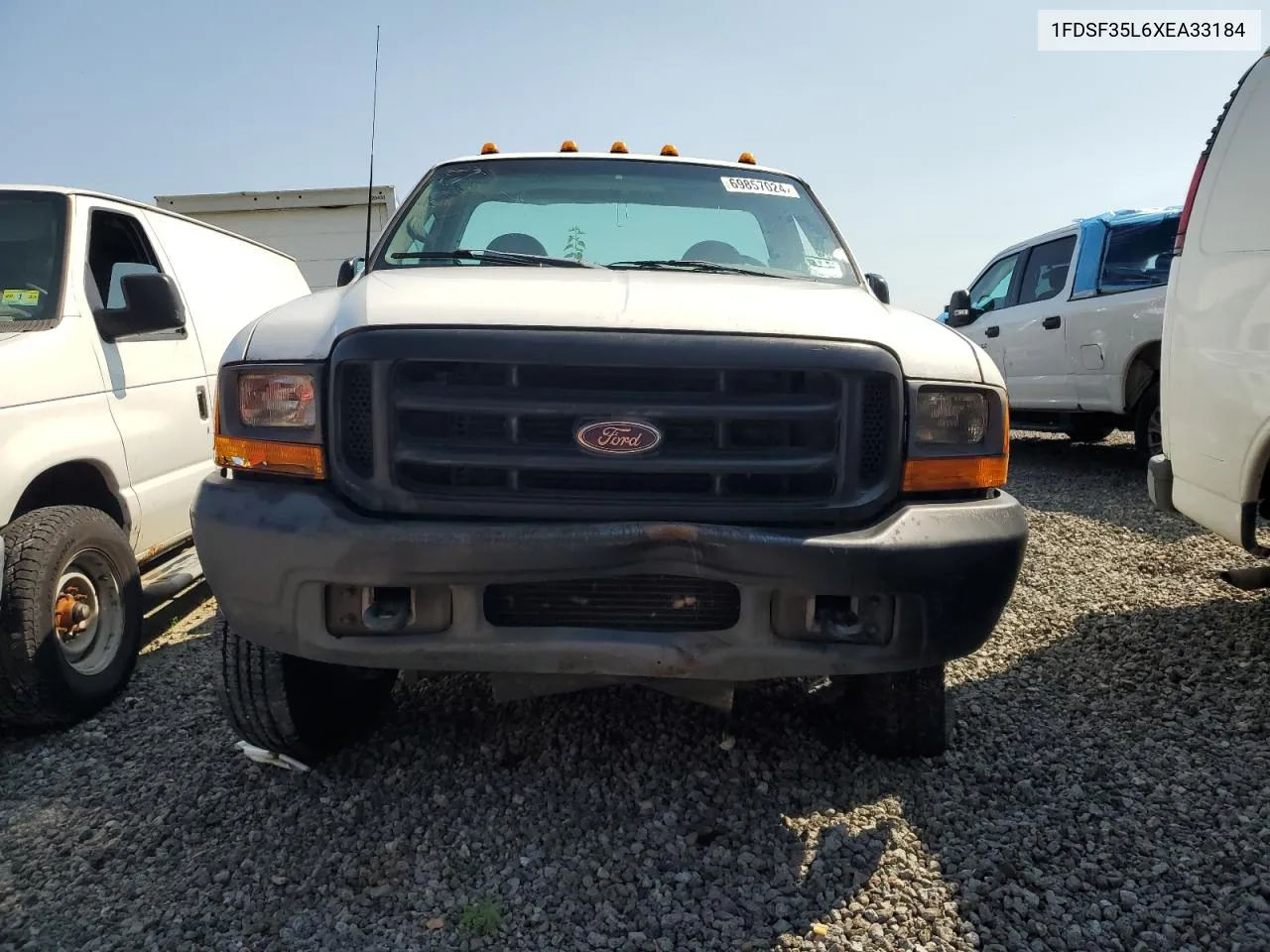 1999 Ford F350 Srw Super Duty VIN: 1FDSF35L6XEA33184 Lot: 69857024