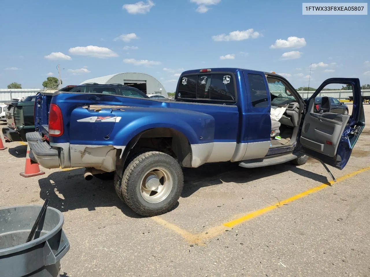 1999 Ford F350 Super Duty VIN: 1FTWX33F8XEA05807 Lot: 71190274