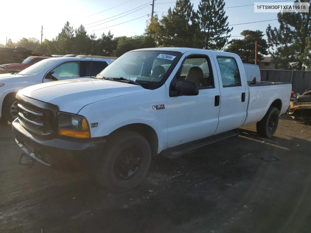 1999 Ford F350 Srw Super Duty VIN: 1FTSW30F1XEA19618 Lot: 71529694