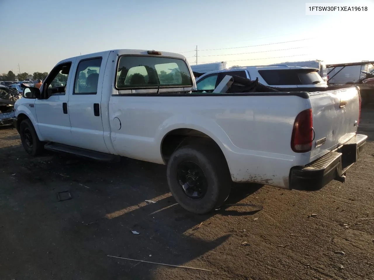 1999 Ford F350 Srw Super Duty VIN: 1FTSW30F1XEA19618 Lot: 71529694