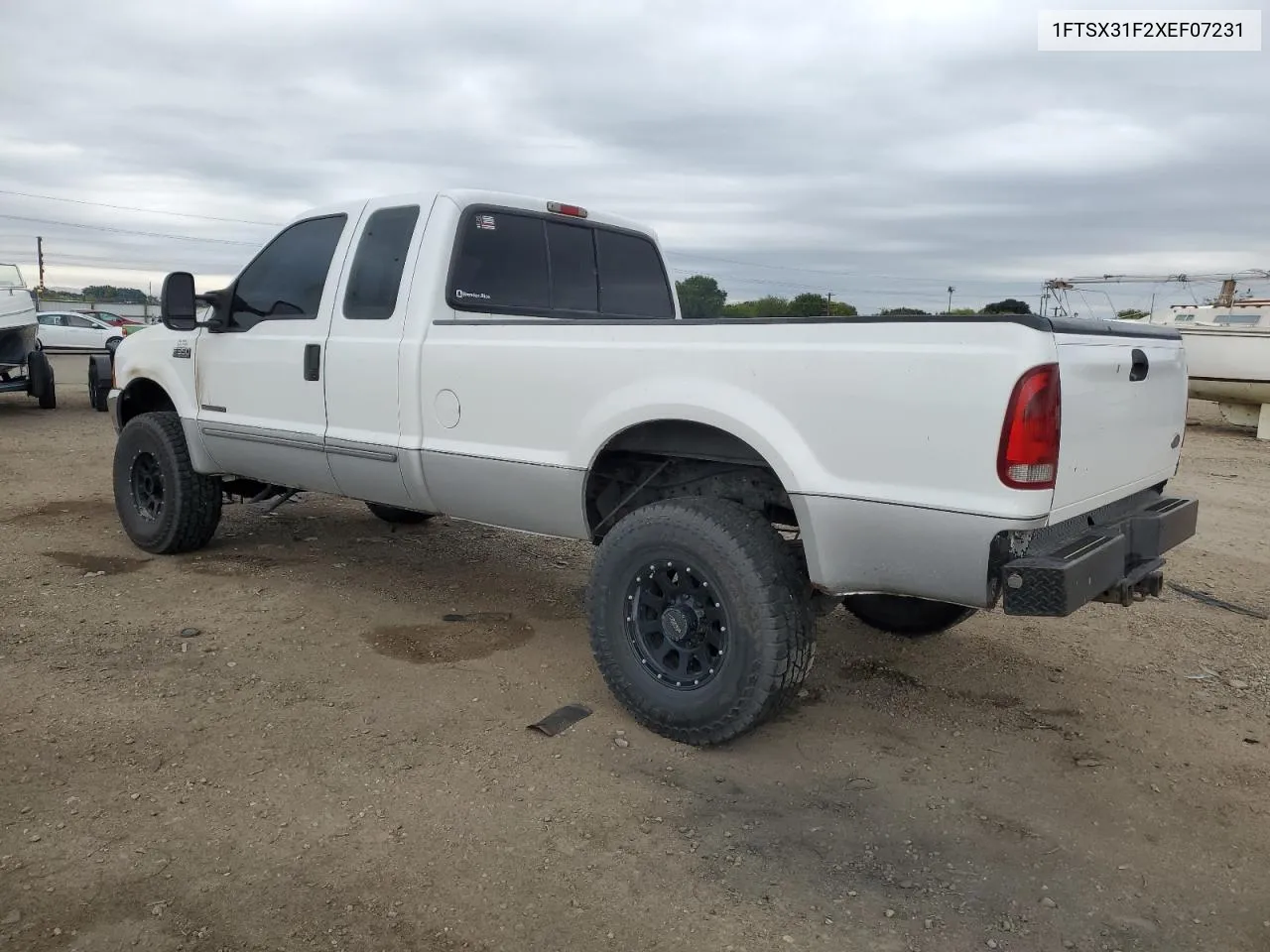 1999 Ford F350 Srw Super Duty VIN: 1FTSX31F2XEF07231 Lot: 71832414