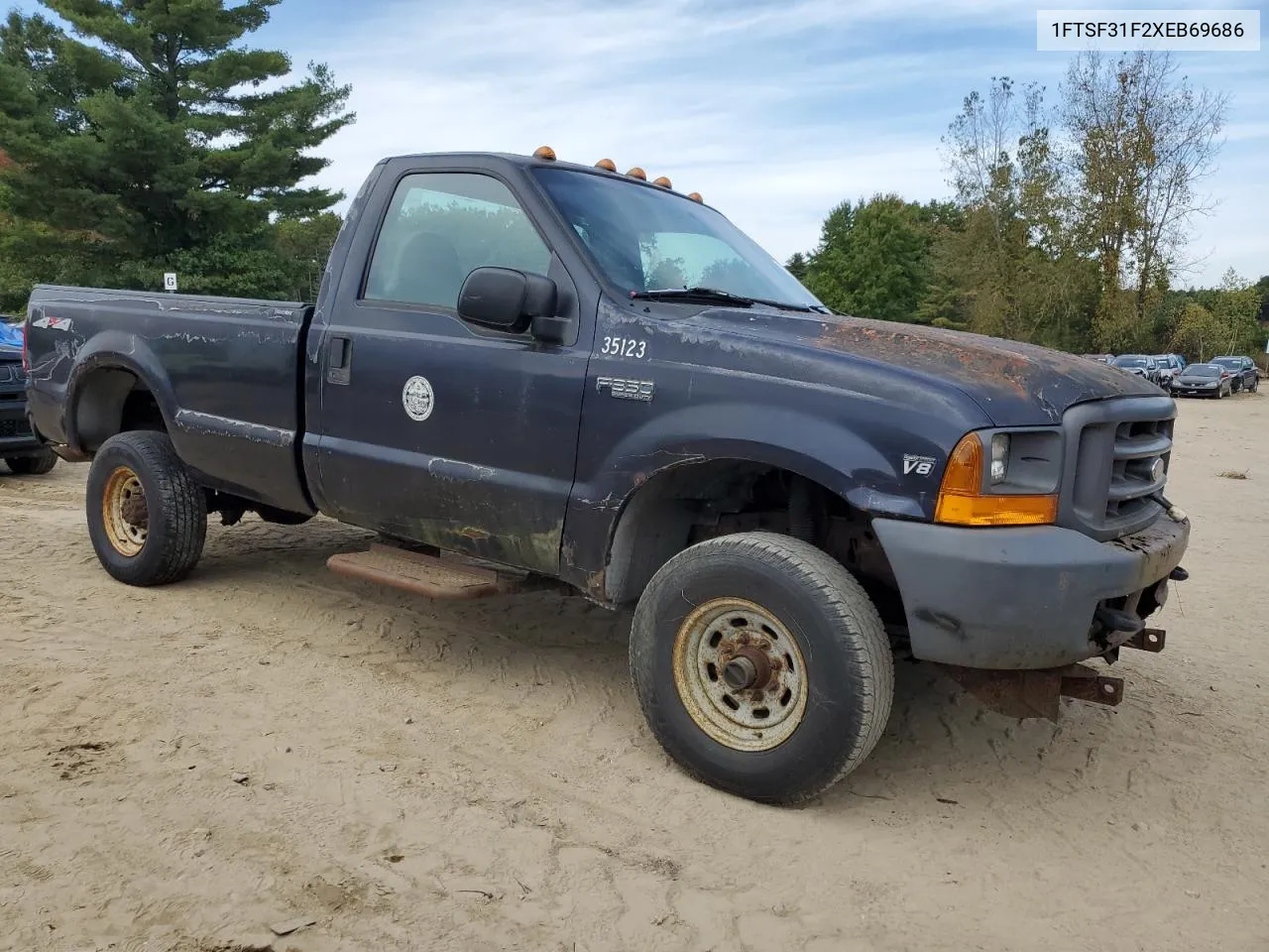 1999 Ford F350 Srw Super Duty VIN: 1FTSF31F2XEB69686 Lot: 73233004