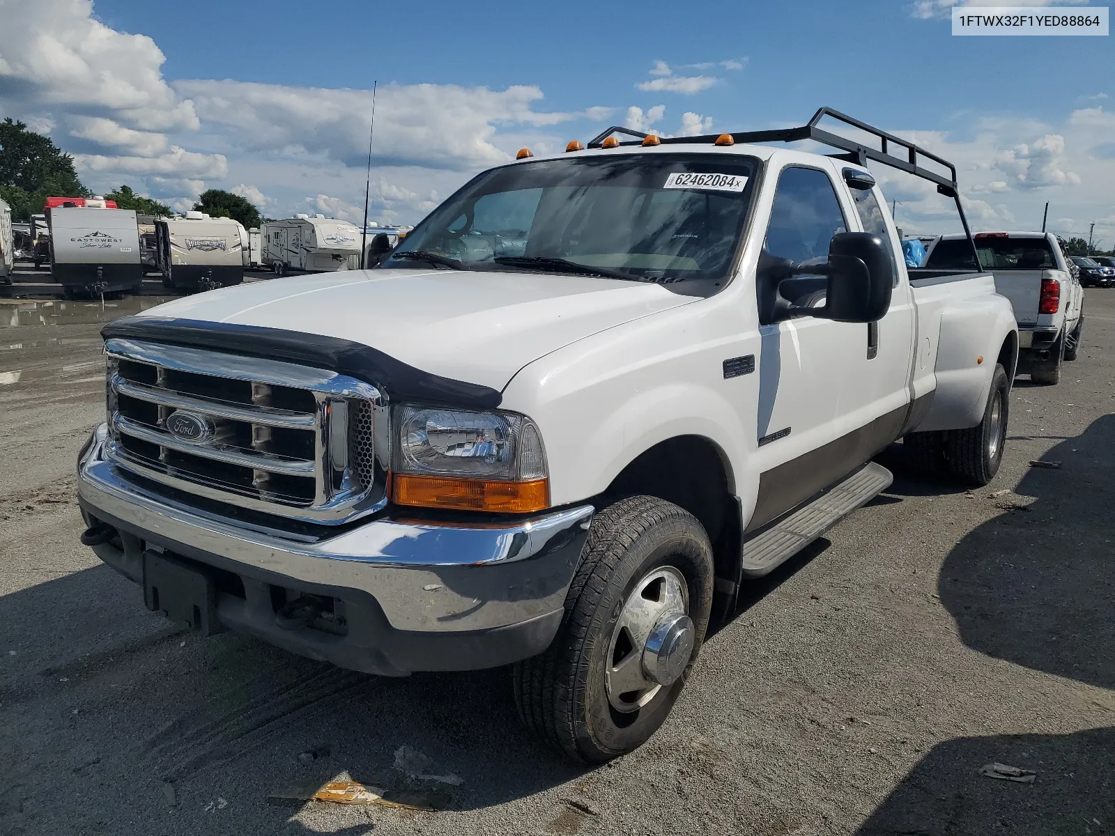 2000 Ford F350 Super Duty VIN: 1FTWX32F1YED88864 Lot: 62462084