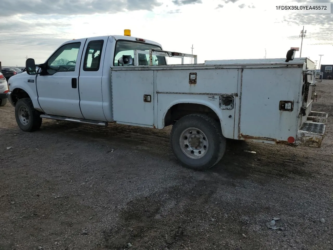 2000 Ford F350 Srw Super Duty VIN: 1FDSX35L0YEA45572 Lot: 65990414