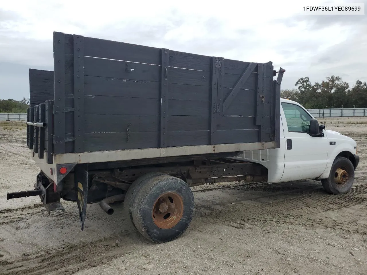 2000 Ford F350 Super Duty VIN: 1FDWF36L1YEC89699 Lot: 73864274