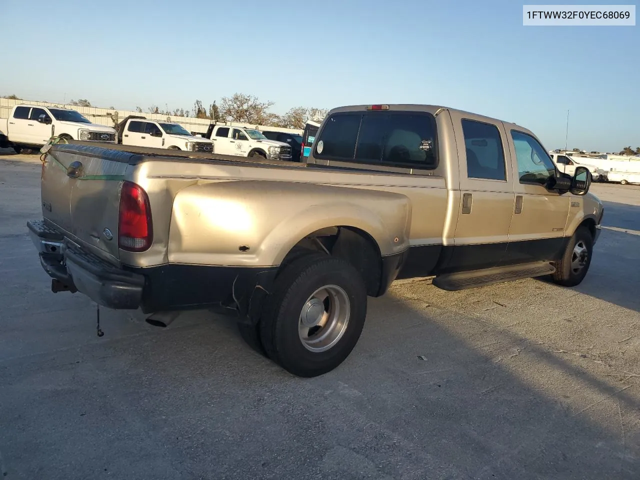 2000 Ford F350 Super Duty VIN: 1FTWW32F0YEC68069 Lot: 77714534