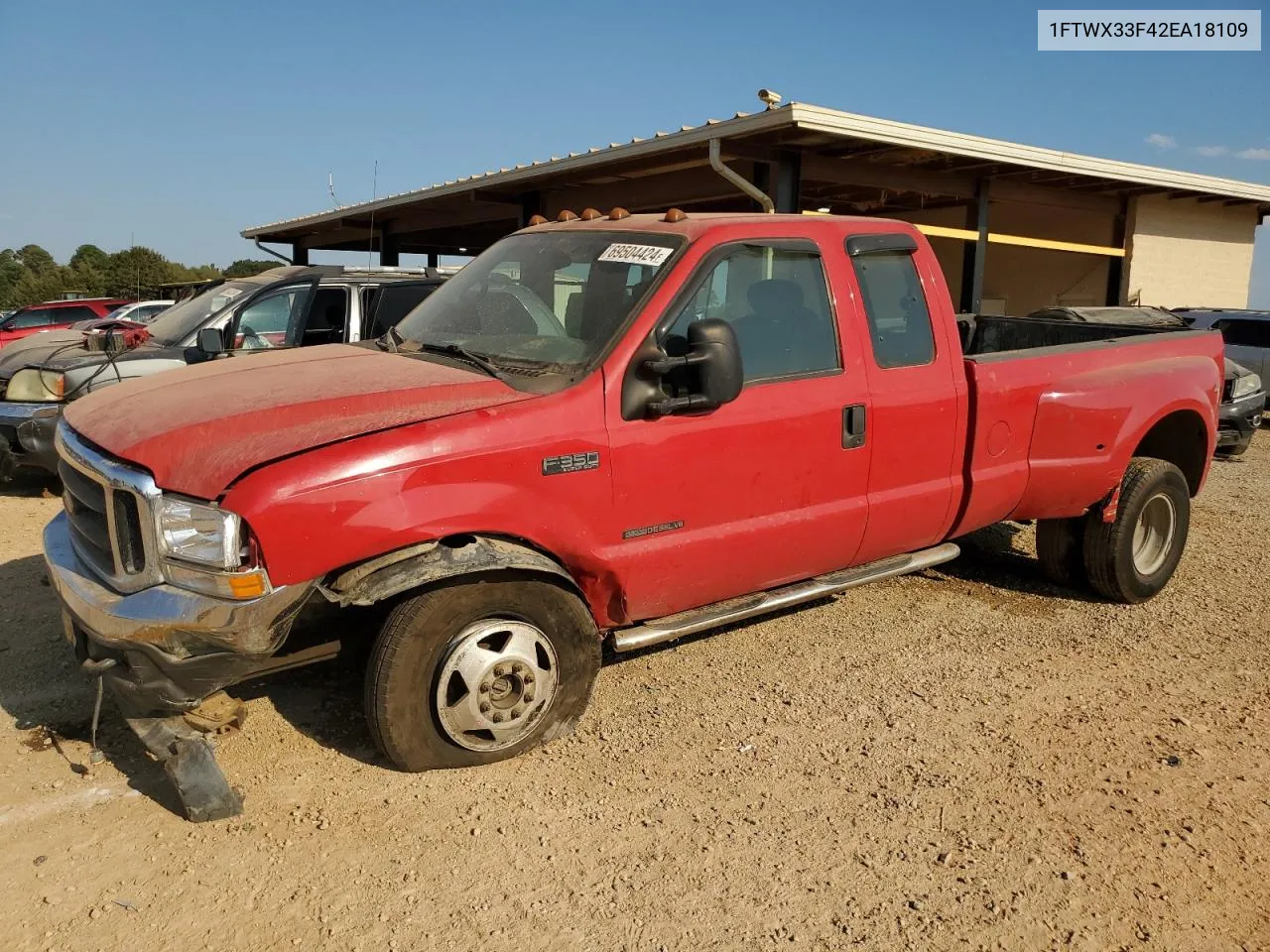 2002 Ford F350 Super Duty VIN: 1FTWX33F42EA18109 Lot: 69504424