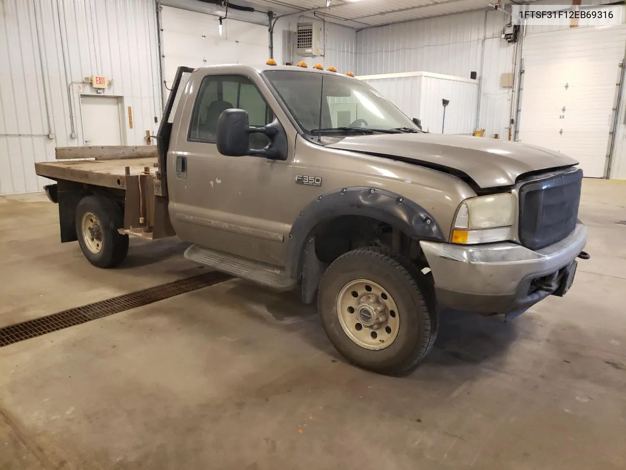 2002 Ford F350 Srw Super Duty VIN: 1FTSF31F12EB69316 Lot: 73125884