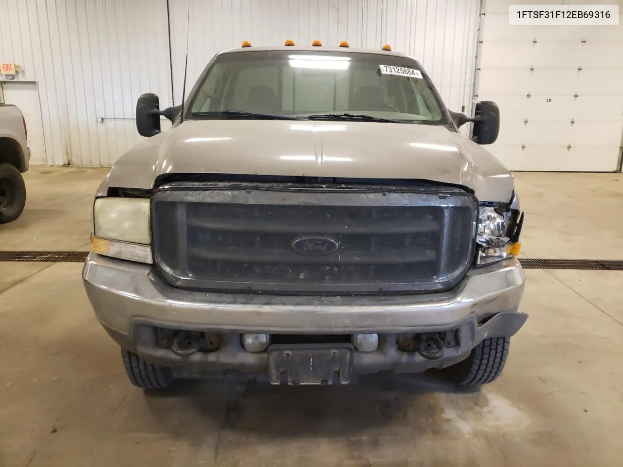 2002 Ford F350 Srw Super Duty VIN: 1FTSF31F12EB69316 Lot: 73125884