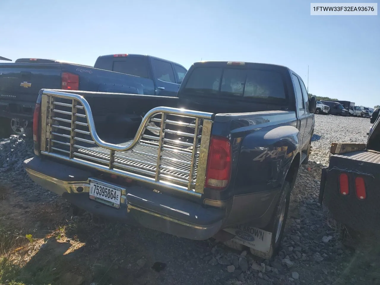 2002 Ford F350 Super Duty VIN: 1FTWW33F32EA93676 Lot: 75395864