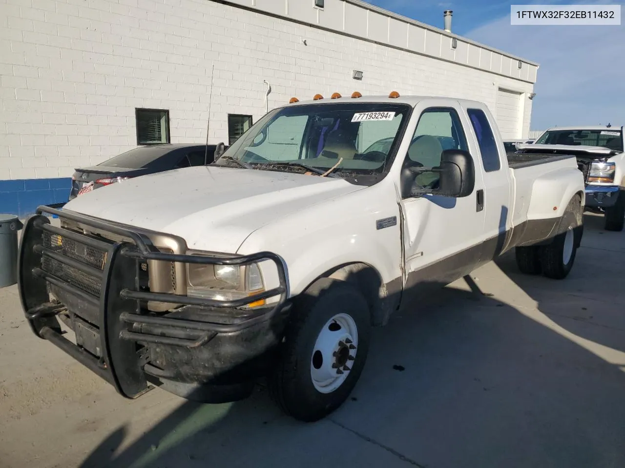 2002 Ford F350 Super Duty VIN: 1FTWX32F32EB11432 Lot: 77193294