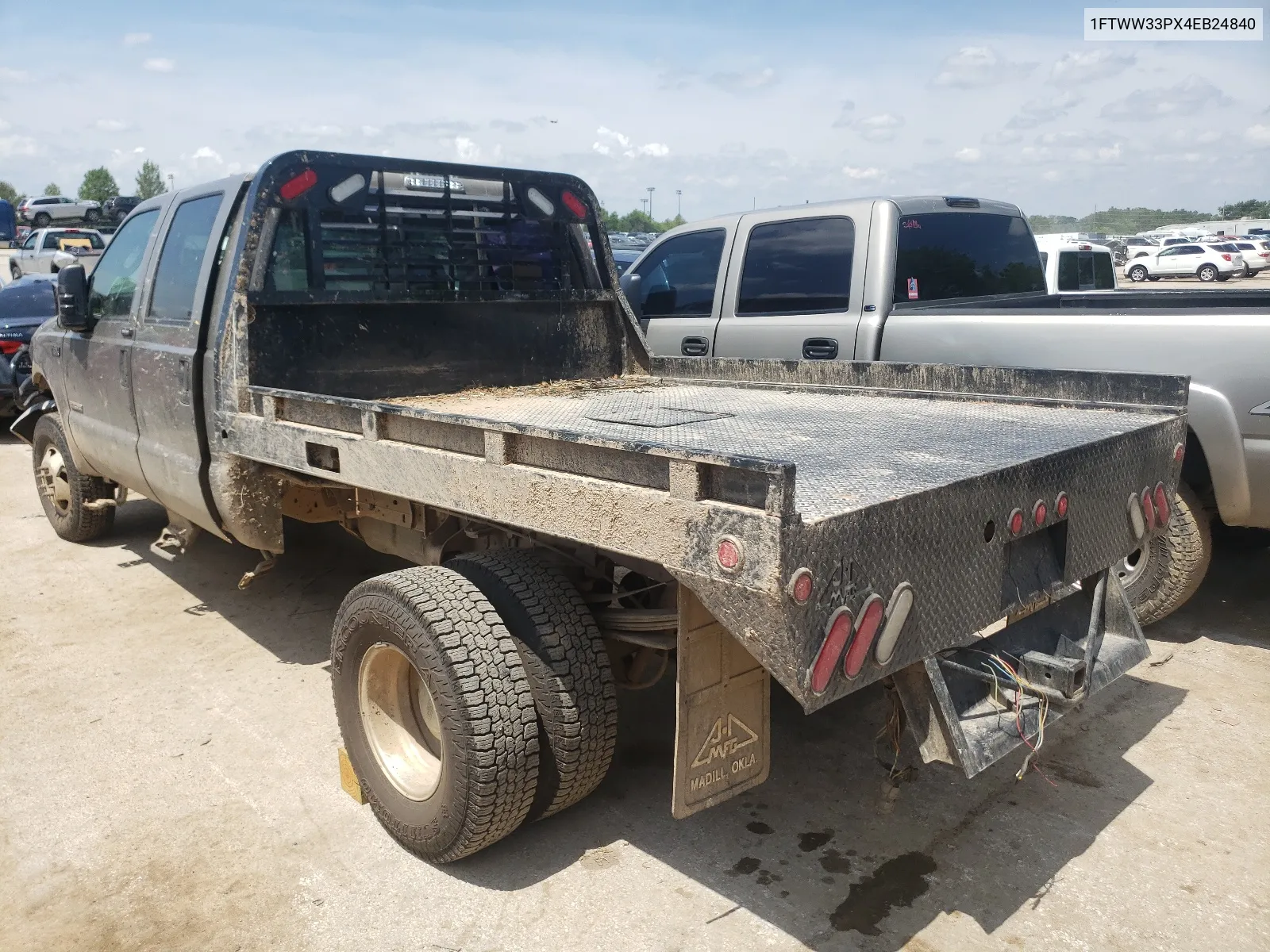 2004 Ford F350 Super Duty VIN: 1FTWW33PX4EB24840 Lot: 57126474