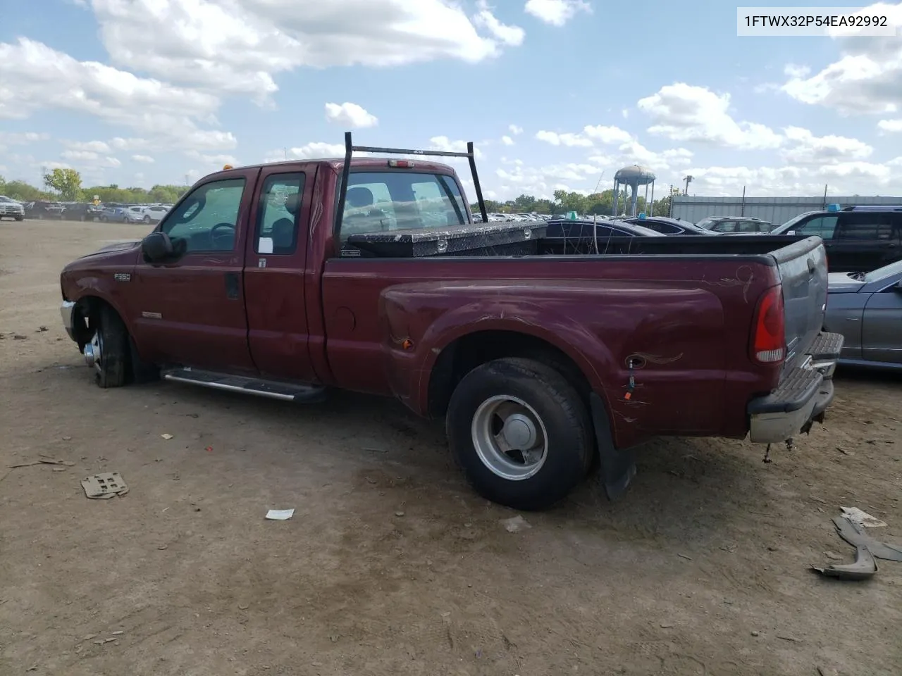 2004 Ford F350 Super Duty VIN: 1FTWX32P54EA92992 Lot: 69451814