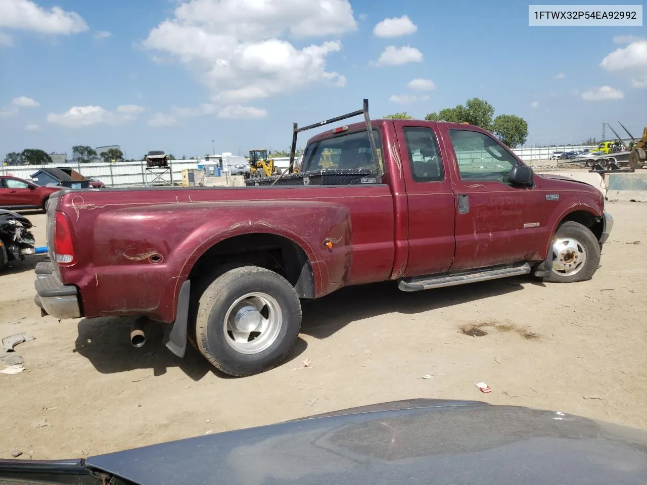 2004 Ford F350 Super Duty VIN: 1FTWX32P54EA92992 Lot: 69451814