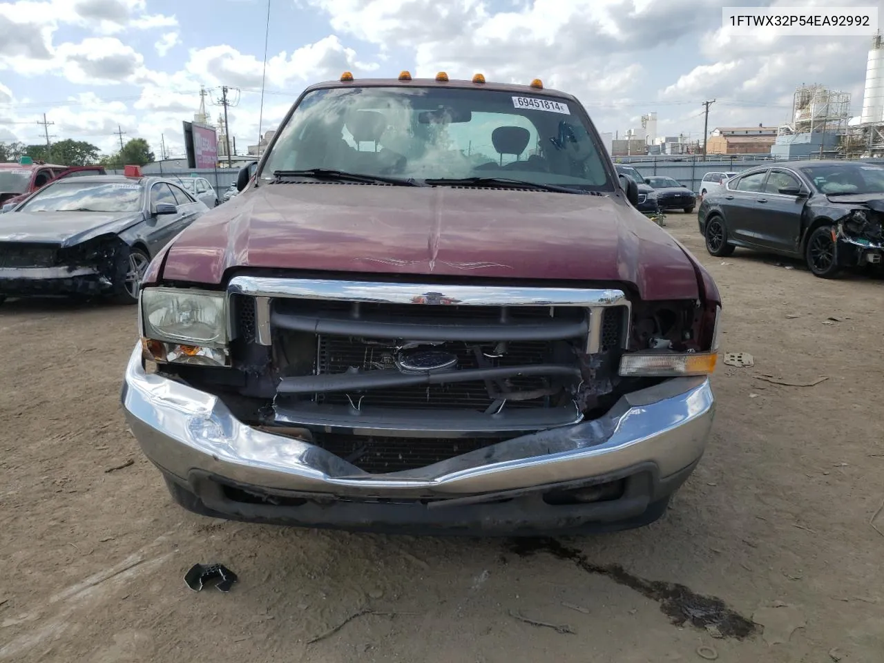 2004 Ford F350 Super Duty VIN: 1FTWX32P54EA92992 Lot: 69451814