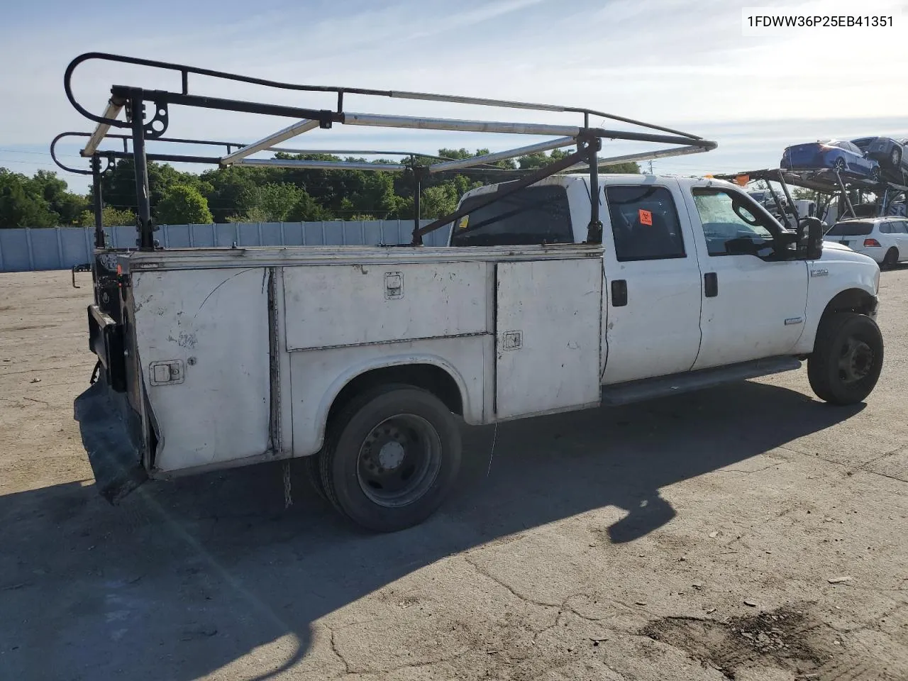 2005 Ford F350 Super Duty VIN: 1FDWW36P25EB41351 Lot: 49337134