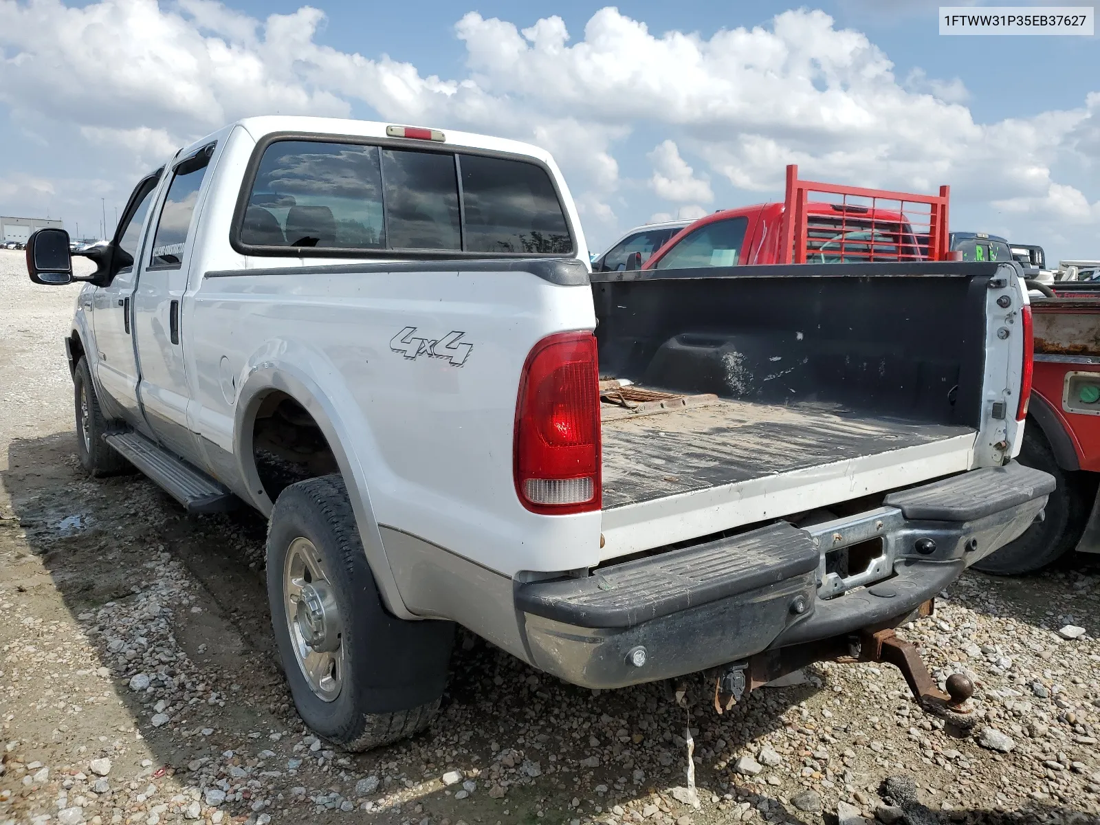 2005 Ford F350 Srw Super Duty VIN: 1FTWW31P35EB37627 Lot: 54799834