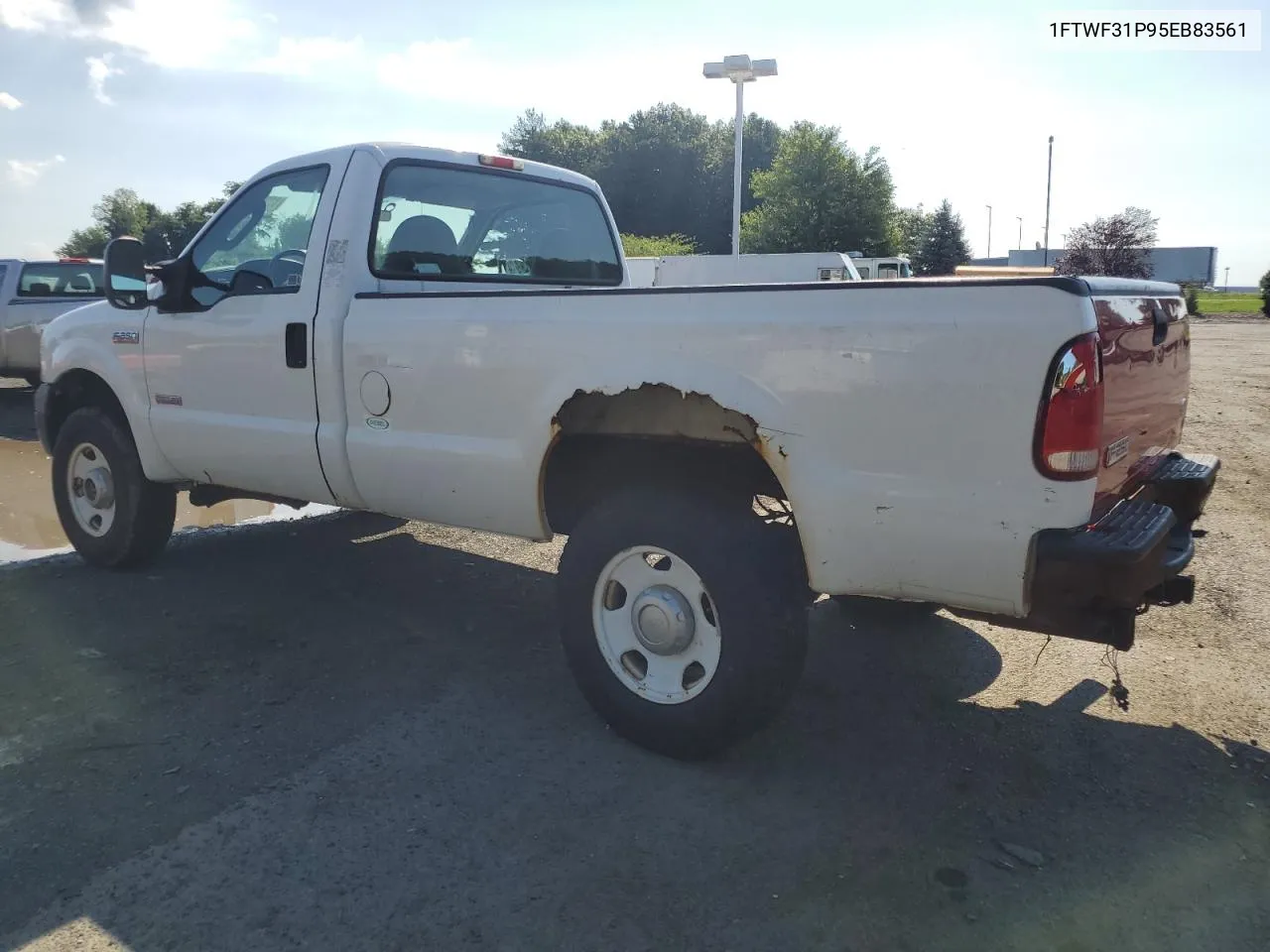 2005 Ford F350 Srw Super Duty VIN: 1FTWF31P95EB83561 Lot: 61926994