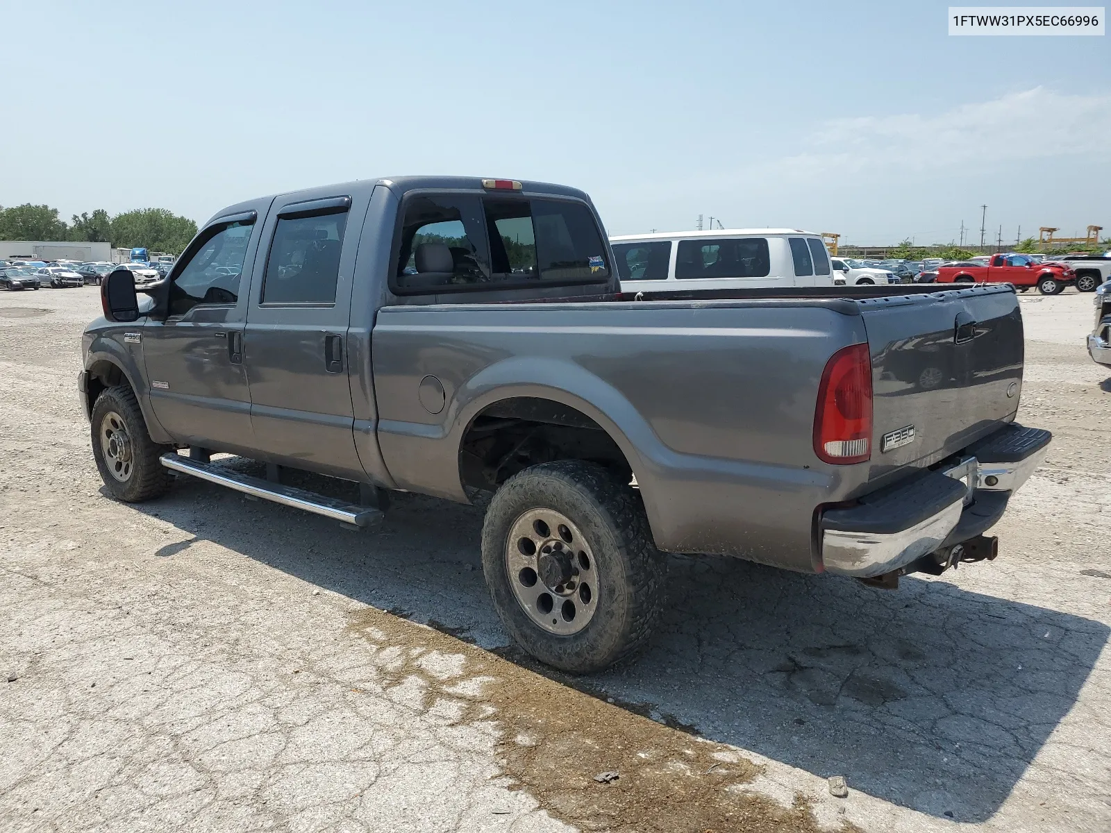 2005 Ford F350 Srw Super Duty VIN: 1FTWW31PX5EC66996 Lot: 62544244