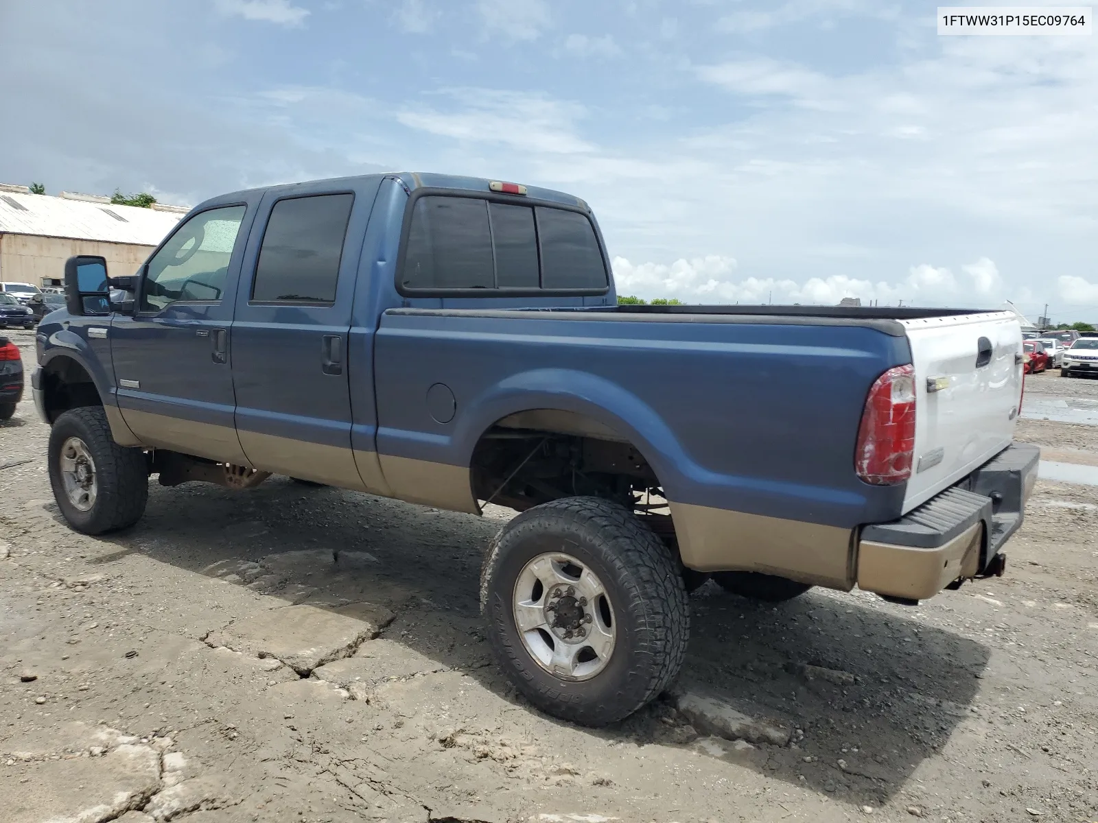 2005 Ford F350 Srw Super Duty VIN: 1FTWW31P15EC09764 Lot: 64601854